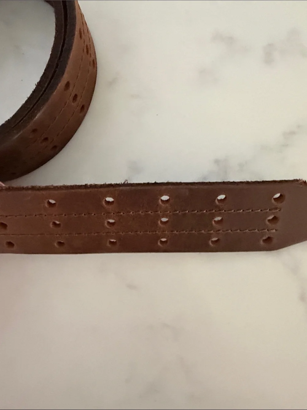 Classic Brown Leather Men's Belt with Metal Buckle